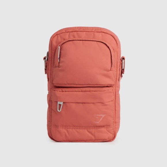 BNWT GYMSHARK PREMIUM LIFESTYLE CROSS BODY MIN QUILTED BAG TERRACOTTA PINK - Picture 3 of 4